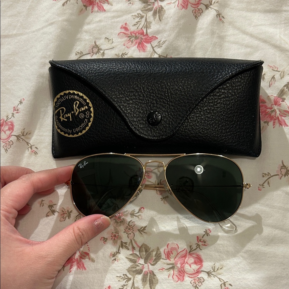 Ray-Ban Gold Aviator Sunglasses with Black Case - 55-14 Narrow